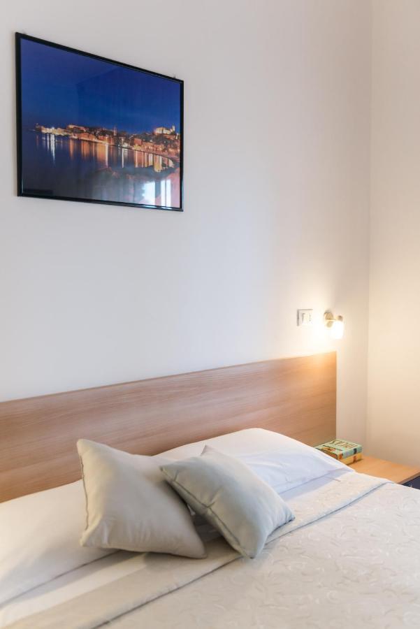 Hotel Viola Gaeta Buitenkant foto