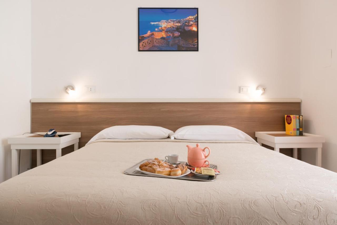 Hotel Viola Gaeta Buitenkant foto