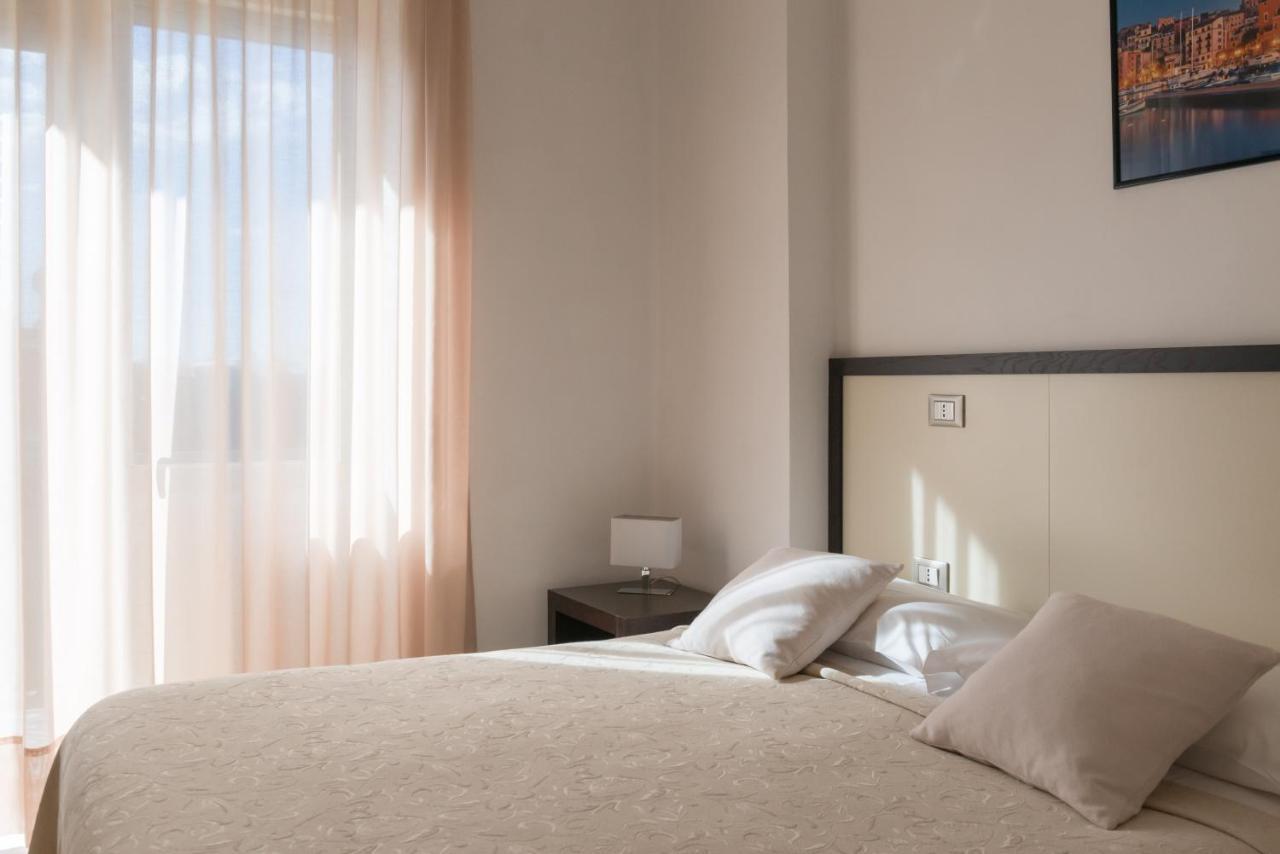 Hotel Viola Gaeta Buitenkant foto