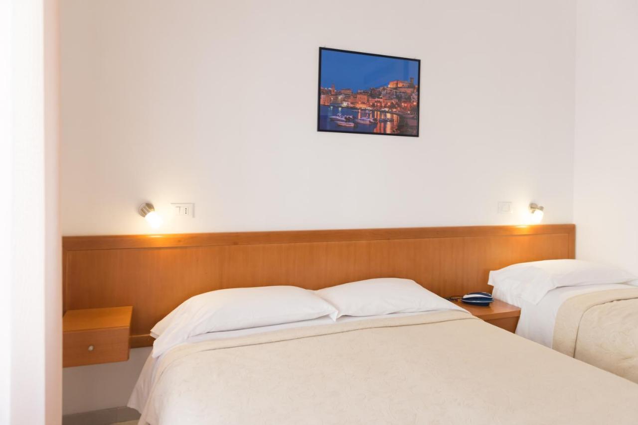 Hotel Viola Gaeta Buitenkant foto