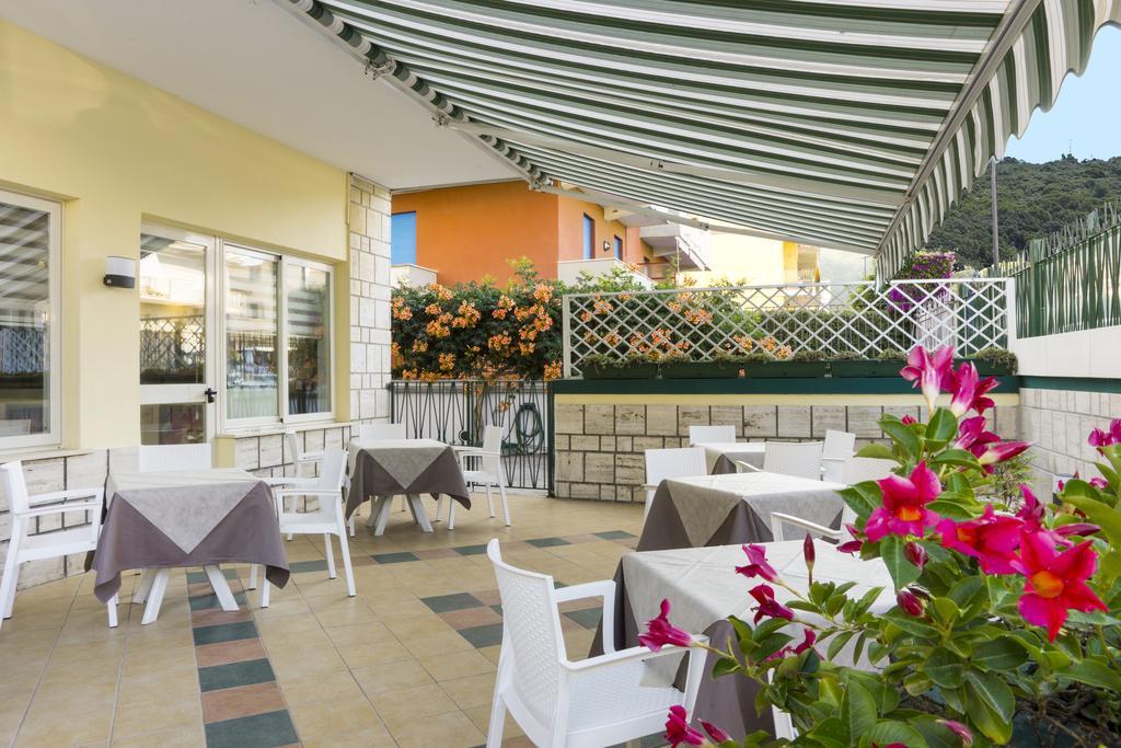 Hotel Viola Gaeta Buitenkant foto